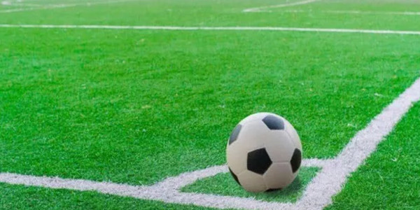 國(guó)家發(fā)改委：對(duì)新建11人制標(biāo)準(zhǔn)足球場(chǎng)，每個(gè)球場(chǎng)補(bǔ)助200萬(wàn)是不是真的？